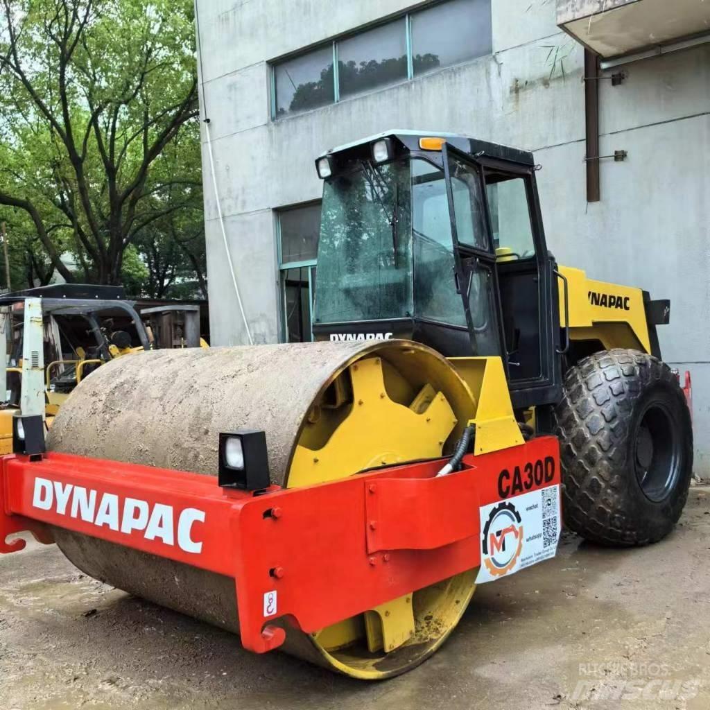 Dynapac CA30D Грунтовые катки