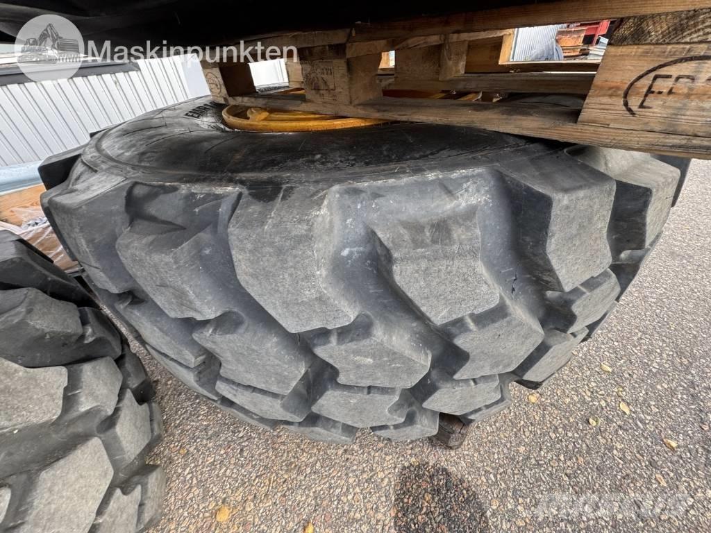 Trelleborg EMR1030 Шины и колёса