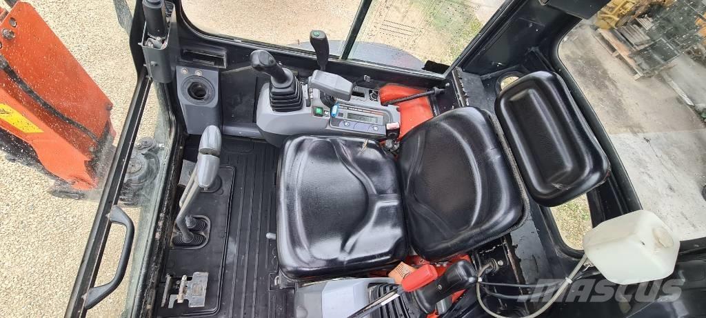 Kubota U 25-3 Мини-экскаваторы