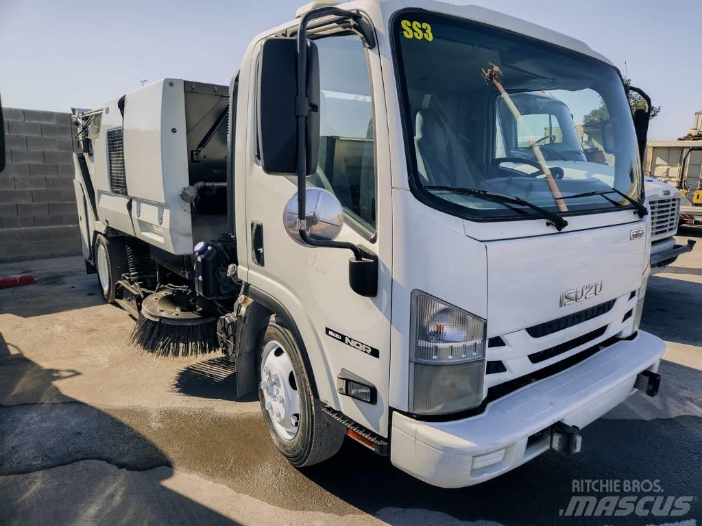 Isuzu NQR Поломоечные машины