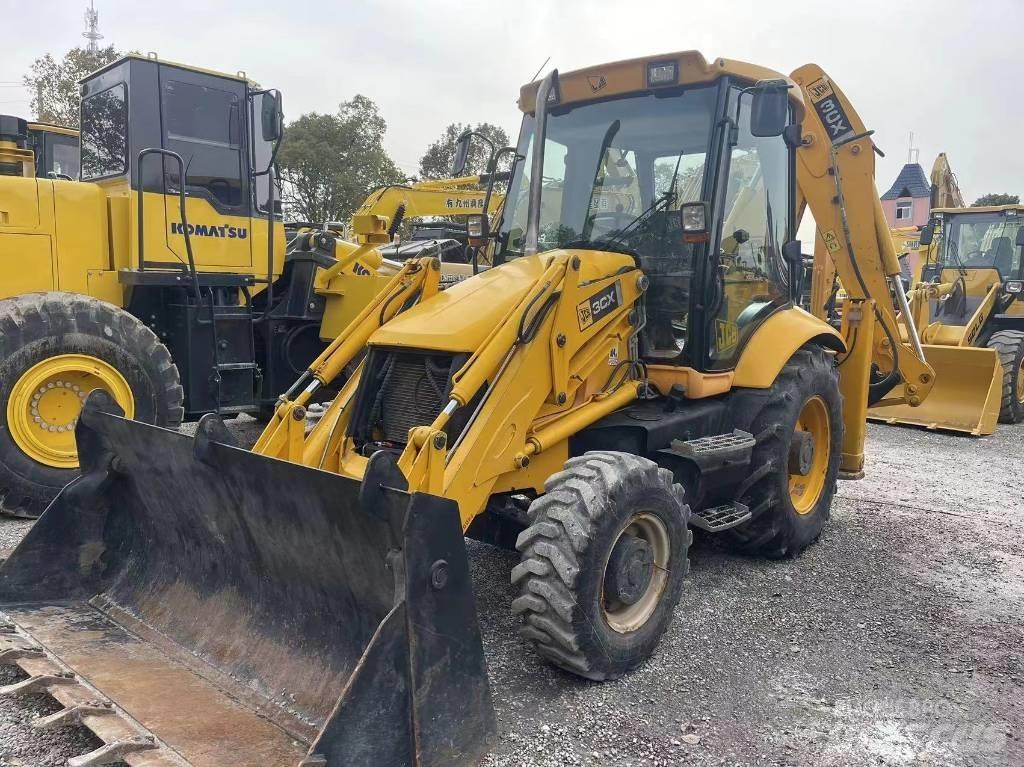 JCB 3CX Фронтальные погрузчики