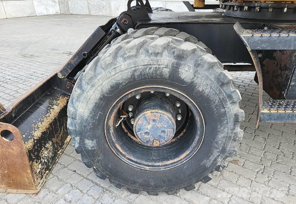 CAT M313 D Колёсные экскаваторы