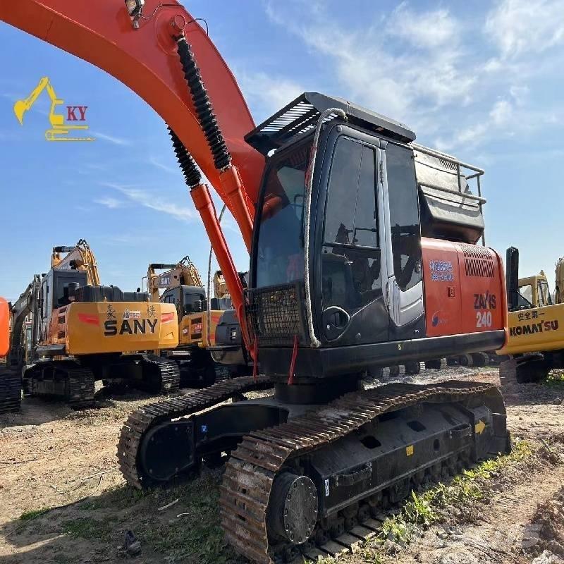 Hitachi ZX 240 Гусеничные экскаваторы
