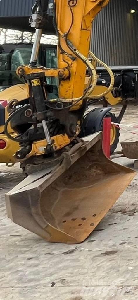 JCB JS 145 W Колёсные экскаваторы
