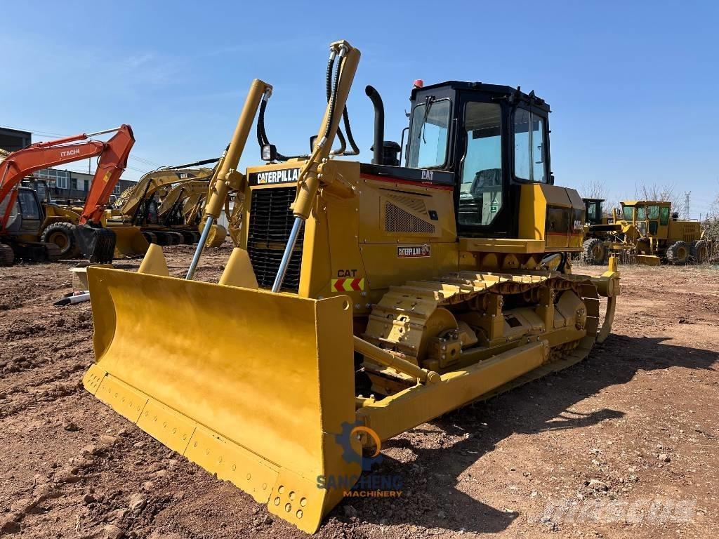 CAT D 6 G Гусеничные бульдозеры