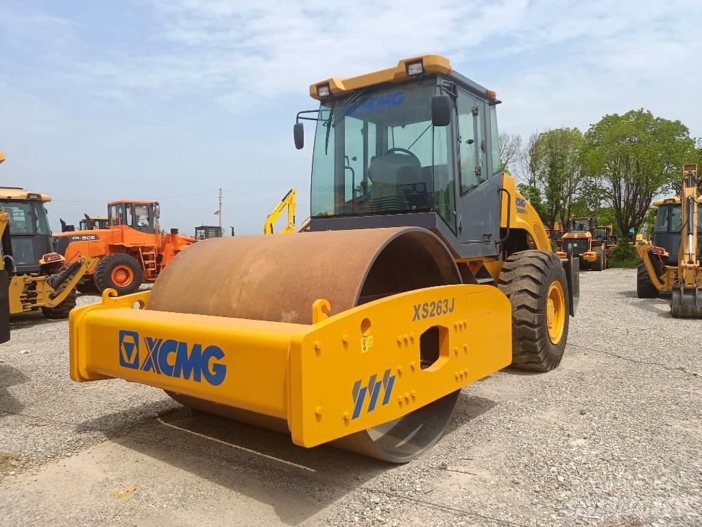 XCMG XS 263J Грунтовые катки