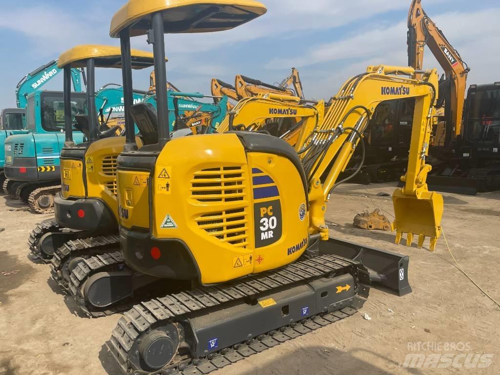 Komatsu PC30 Мини-экскаваторы