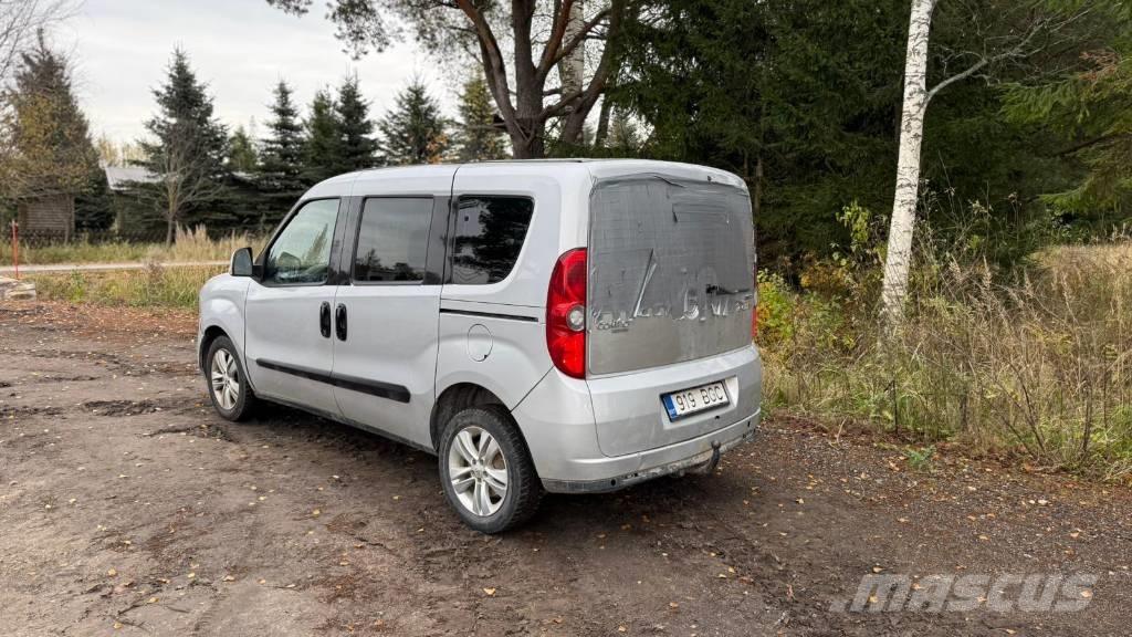 Opel Combo Легковые автомобили