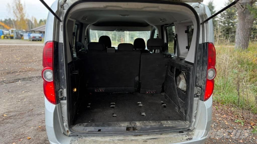 Opel Combo Легковые автомобили