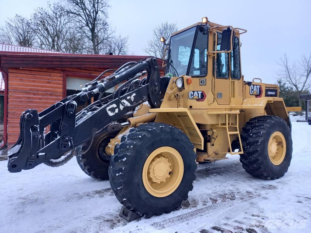 CAT IT 28 B Фронтальные погрузчики