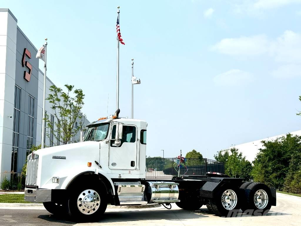 Kenworth T 800 Седельные тягачи