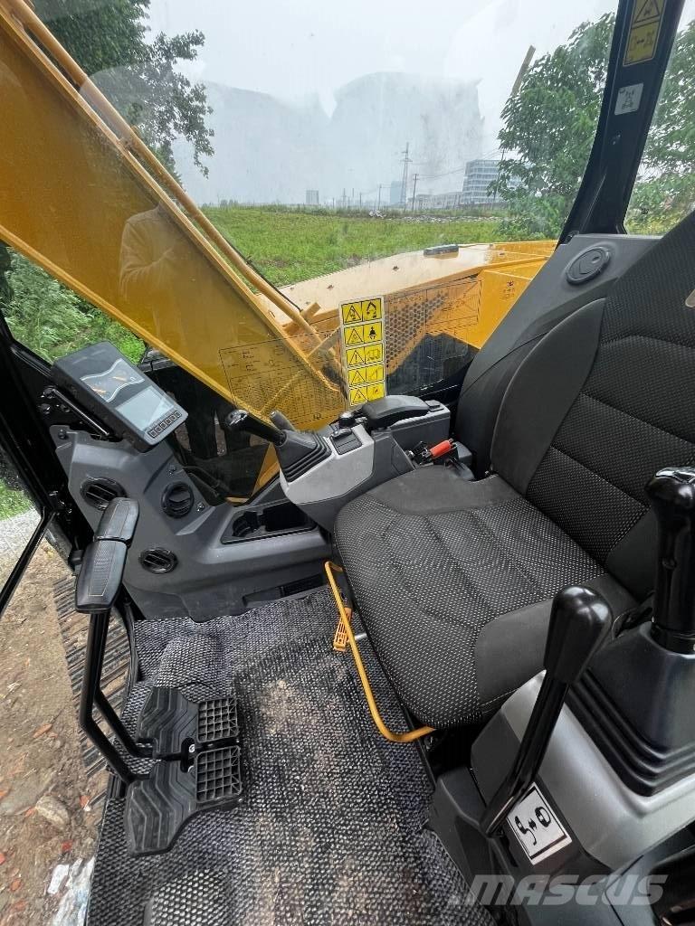 CAT 307,5 Малые экскаваторы 7т-12т