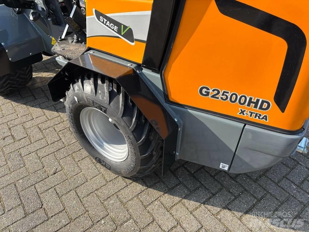 Giant G2500HD Xtra Малые погрузчики