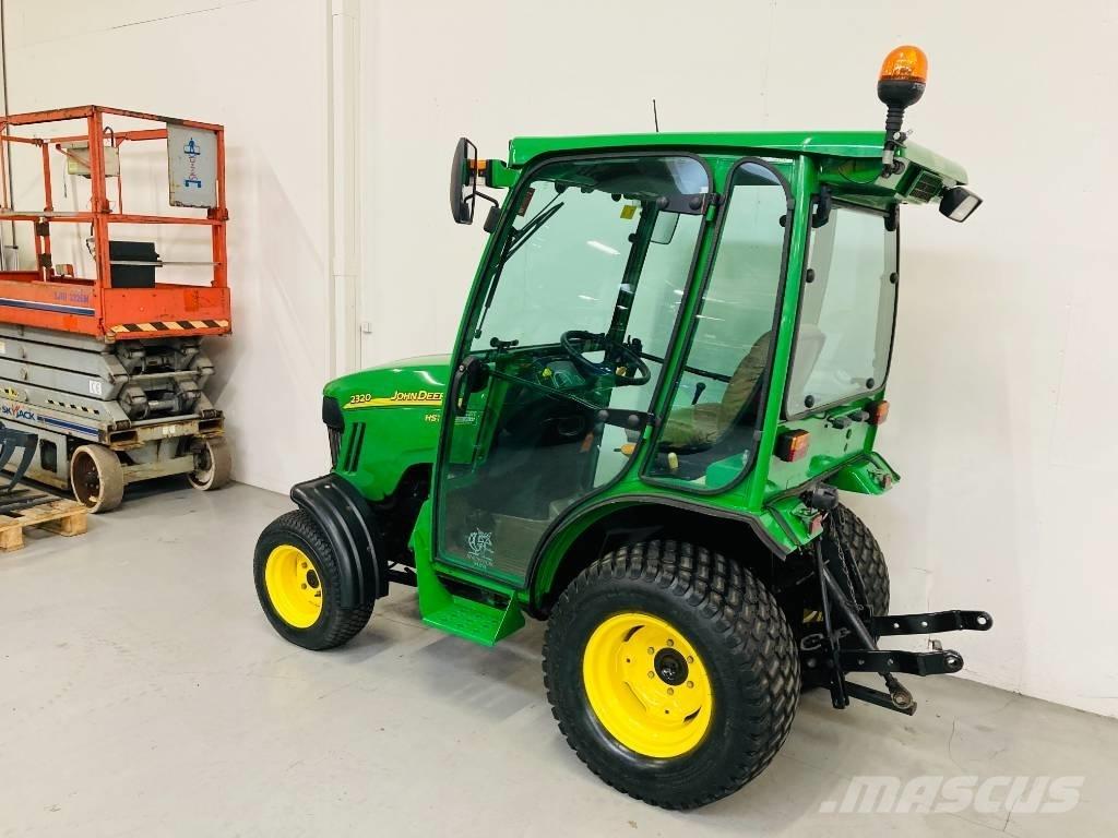 John Deere 2320 Коммунальные тракторы