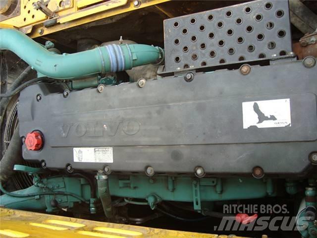 Volvo EC 460 B LC Гусеничные экскаваторы