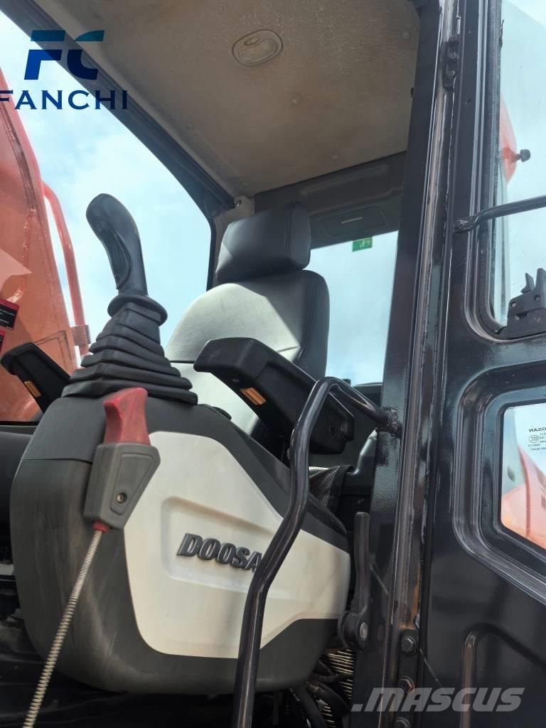Doosan DX 360 LC Гусеничные экскаваторы