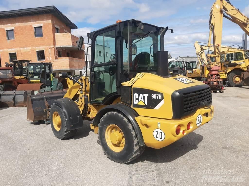 CAT 907H Фронтальные погрузчики