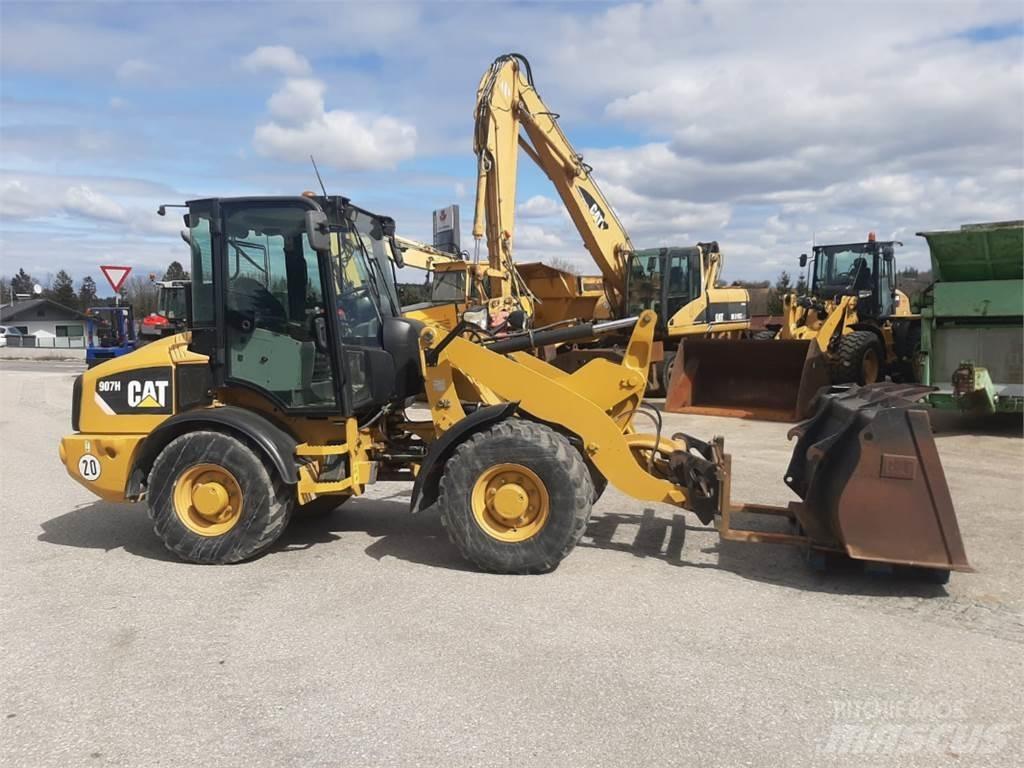 CAT 907H Фронтальные погрузчики