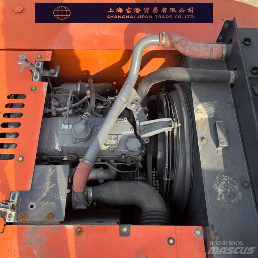 Hitachi ZX 240 Гусеничные экскаваторы