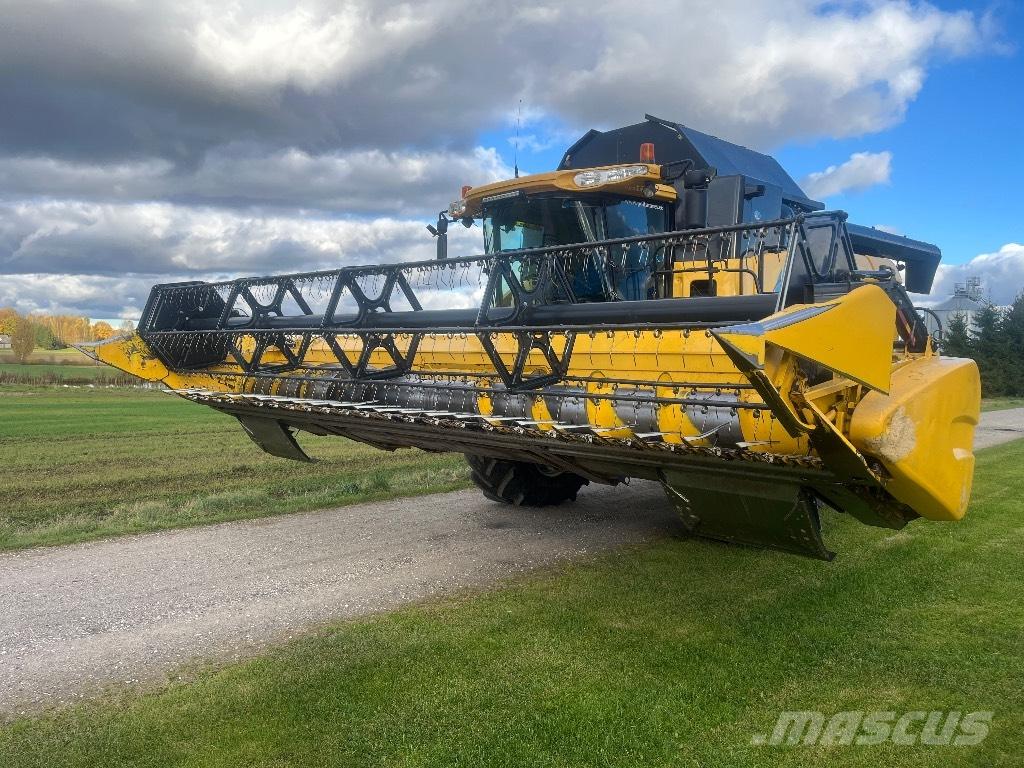 New Holland CX 8080 Зерноуборочные комбайны