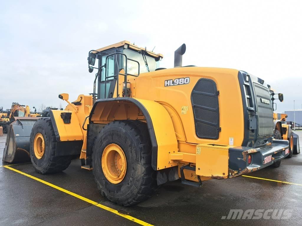 Hyundai HL980 Фронтальные погрузчики
