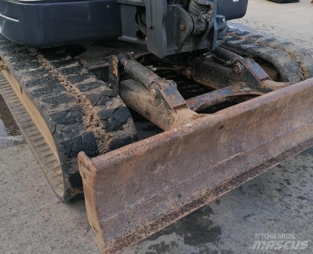 Bobcat E 80 Малые экскаваторы 7т-12т