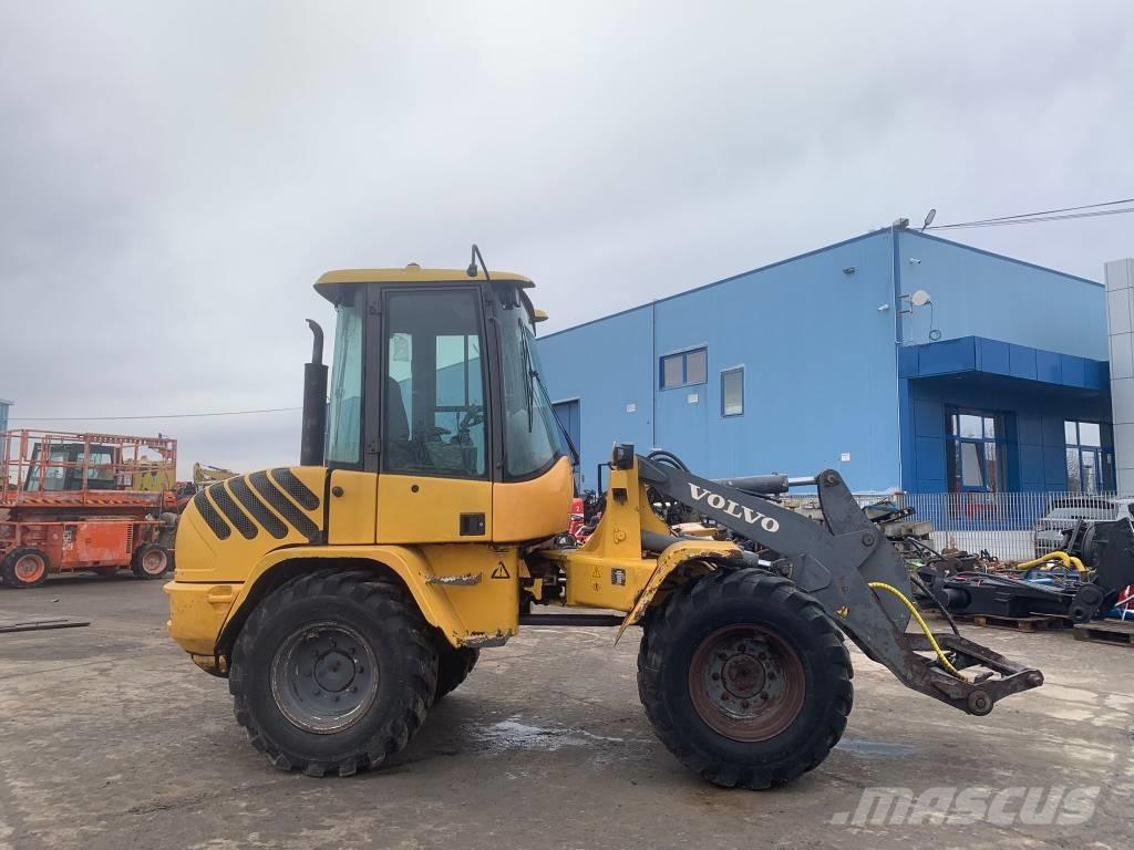 Volvo L 35 B Фронтальные погрузчики