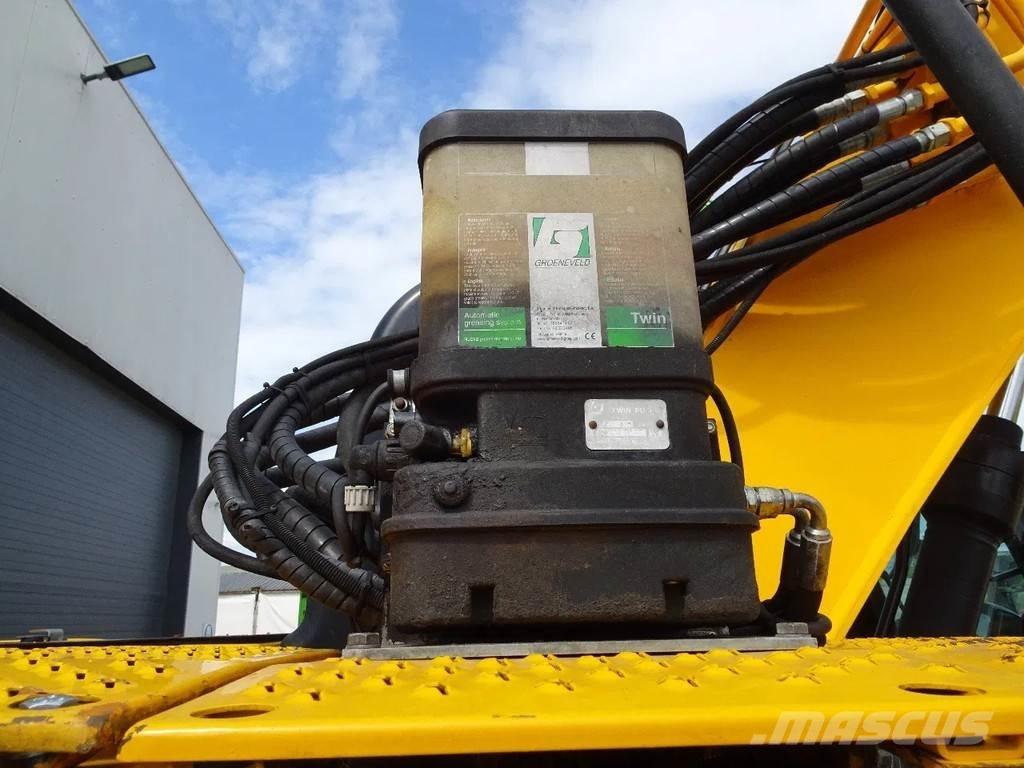 JCB JZ140 Гусеничные экскаваторы