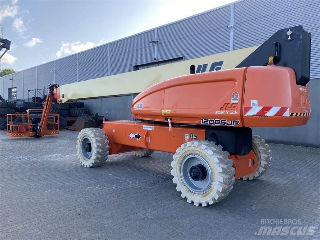 JLG 1200SJP Коленчатые подъемники