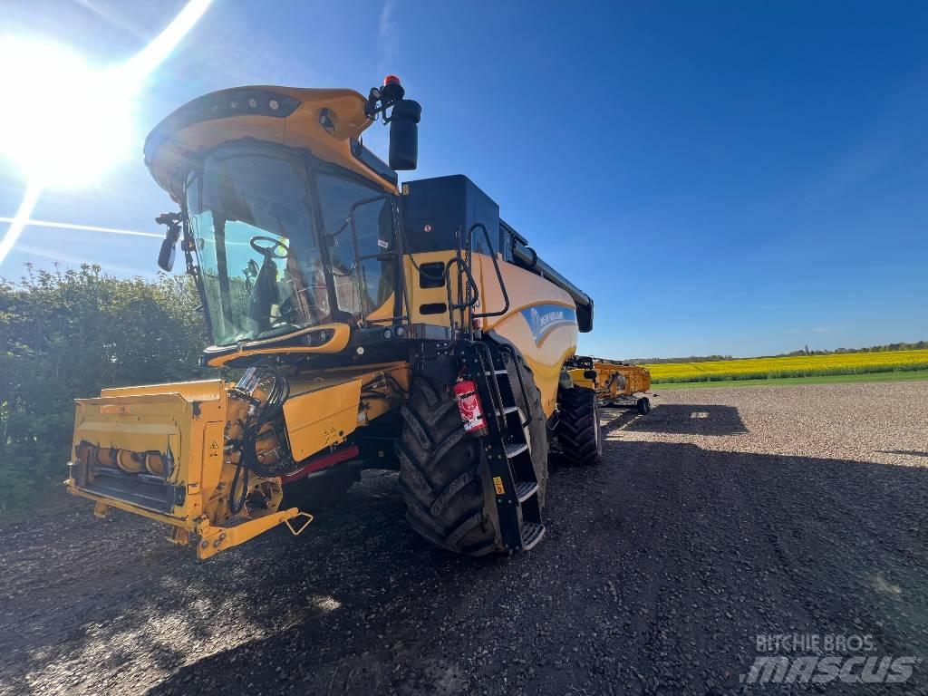 New Holland 8.85 Зерноуборочные комбайны