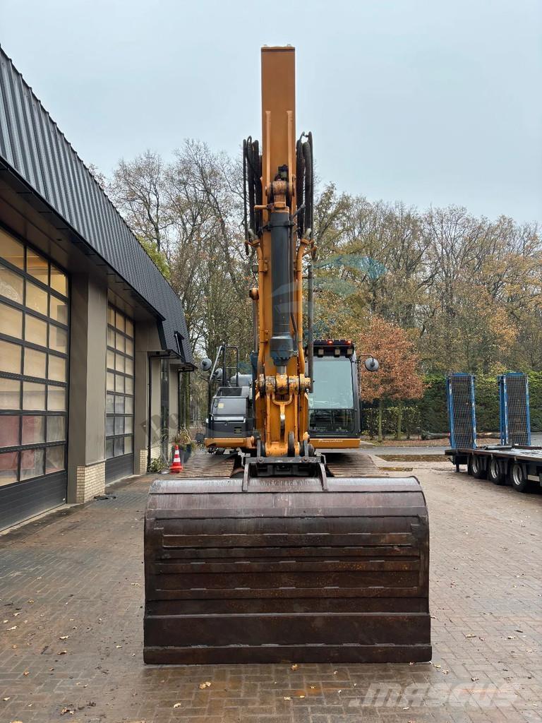 CASE CX 300 D Гусеничные экскаваторы