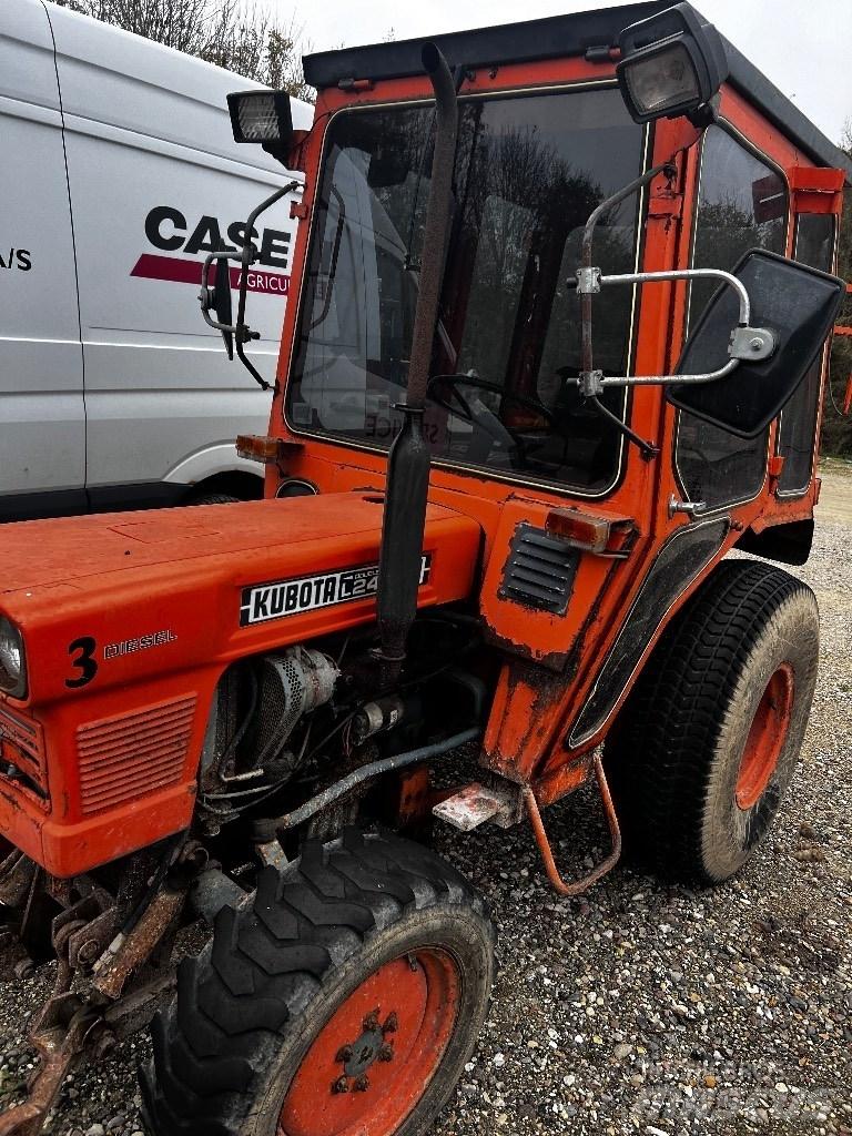 Kubota L 245 Коммунальные тракторы