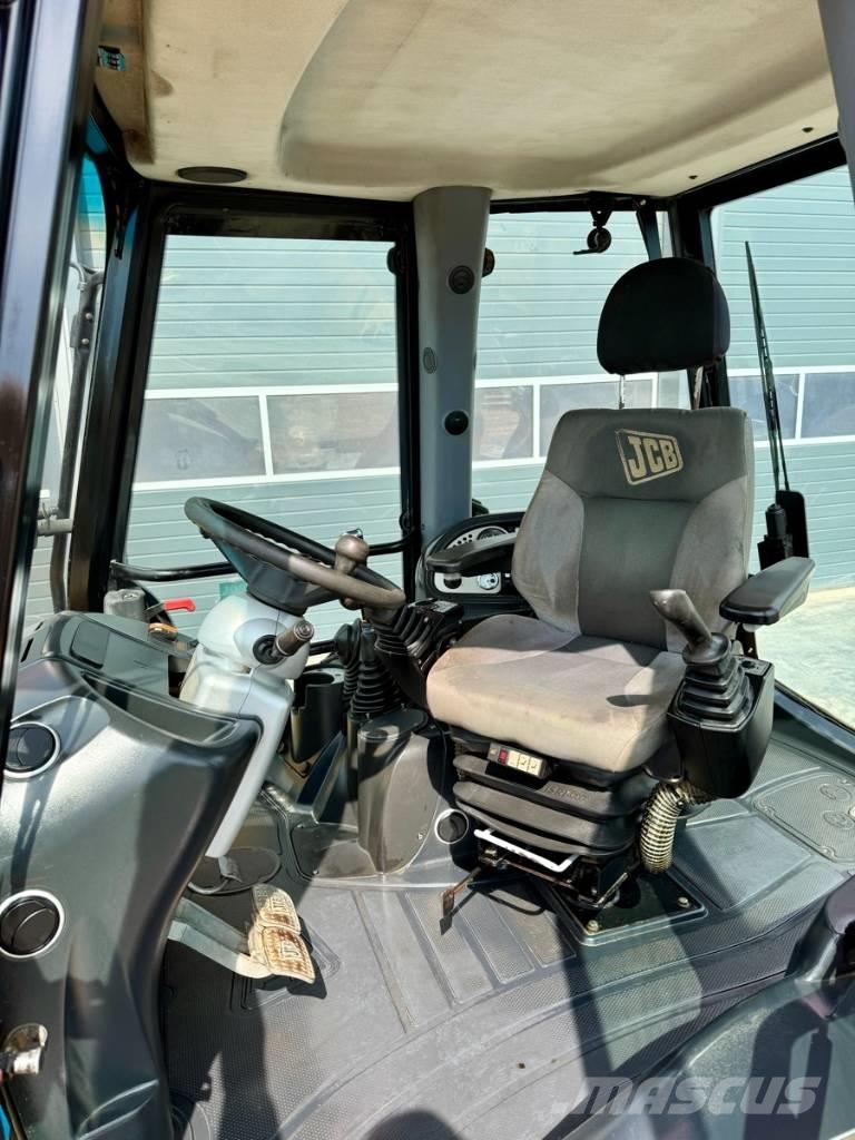 JCB 3 CX Экскаваторы-погрузчики