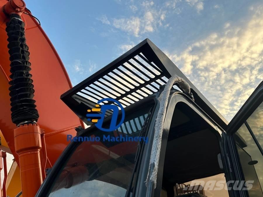 Hitachi ZX 240 Гусеничные экскаваторы