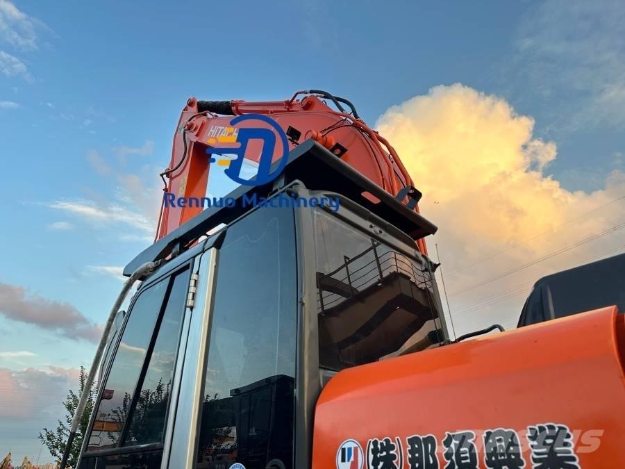 Hitachi ZX 240 Гусеничные экскаваторы