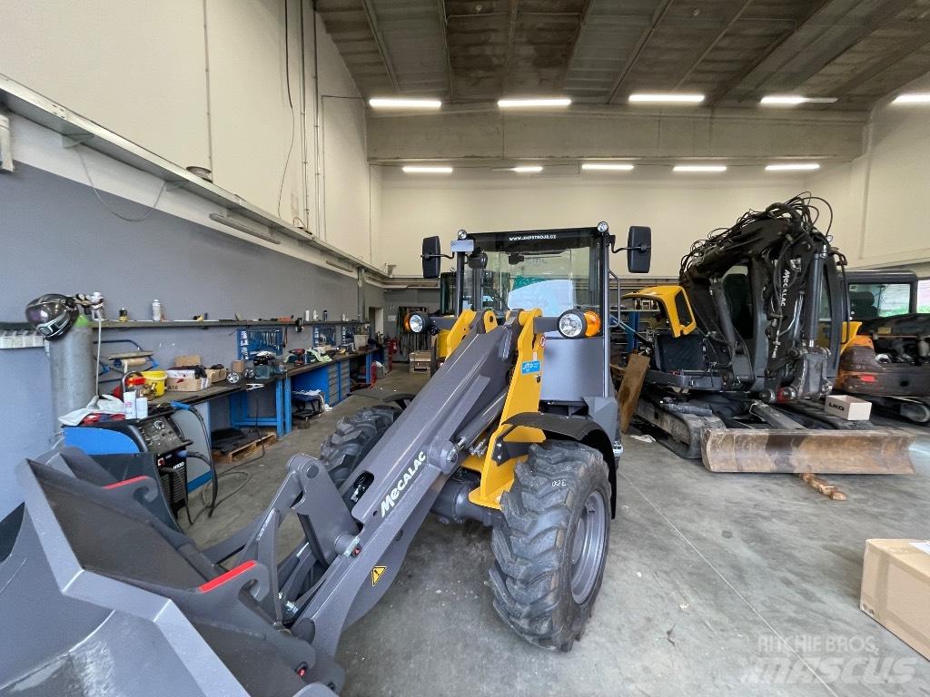 Mecalac AX 850 Фронтальные погрузчики