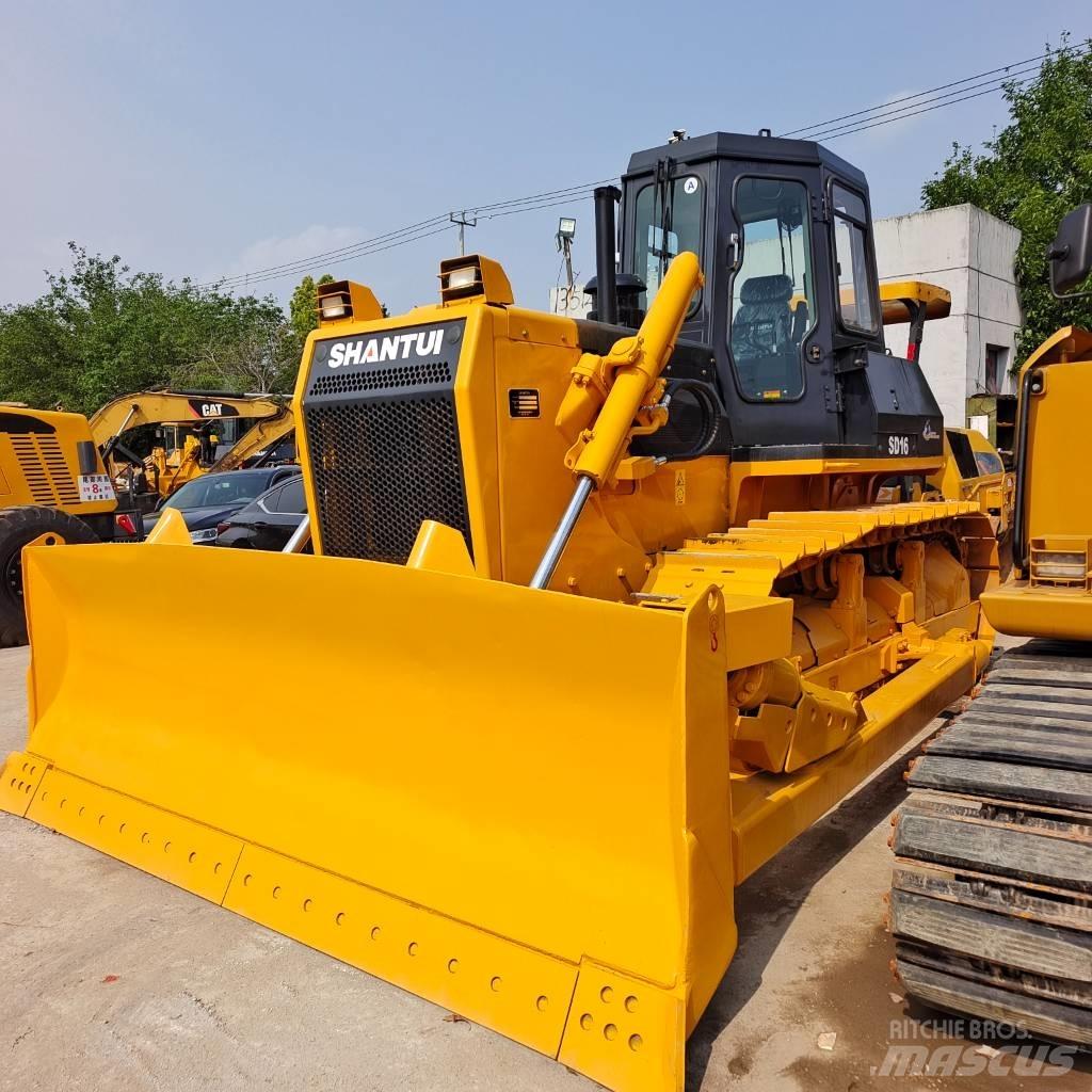 Shantui SD 16 Гусеничные бульдозеры
