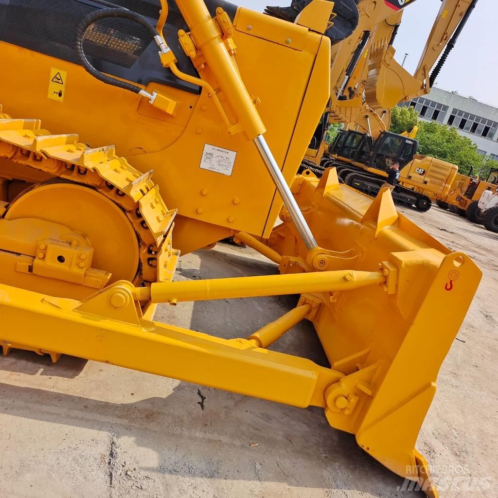 Shantui SD 16 Гусеничные бульдозеры