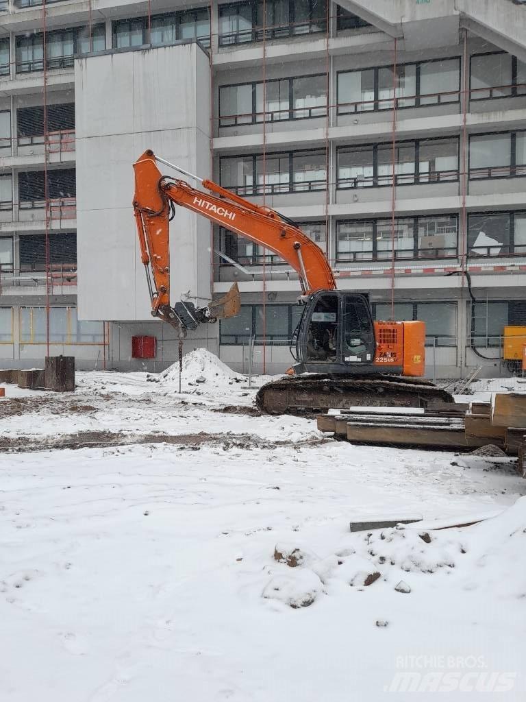 ICE Hitachi 328 B Копровые установки
