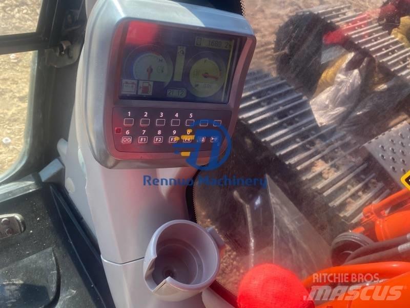 Hitachi ZX 240 Гусеничные экскаваторы