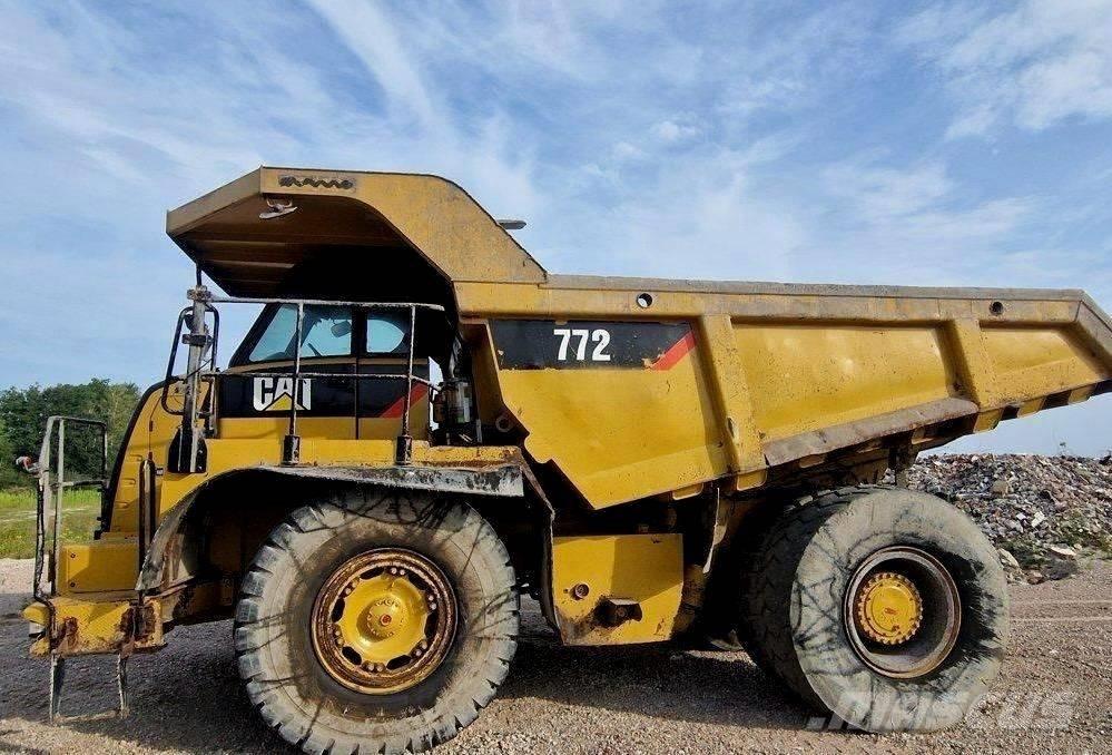 CAT 772 Карьерные самосвалы