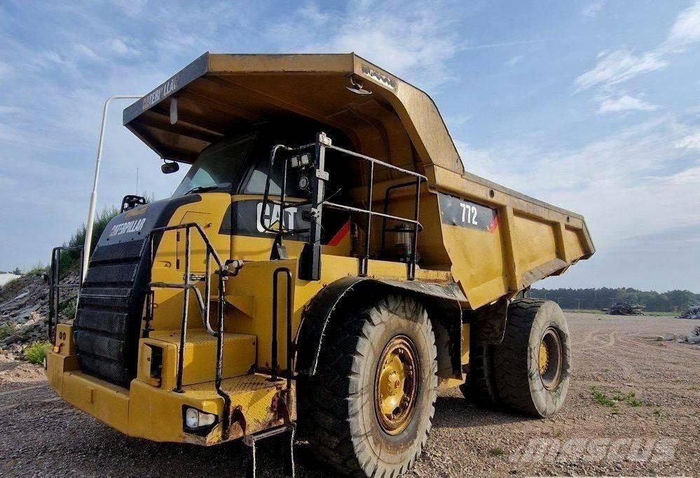 CAT 772 Карьерные самосвалы