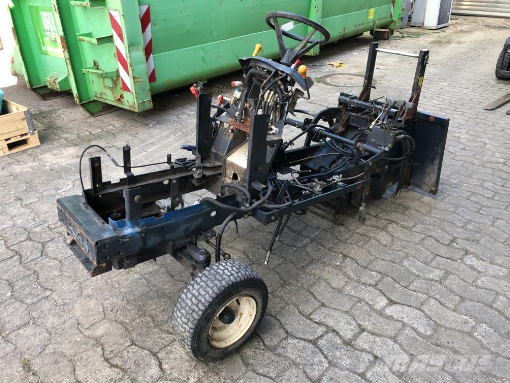 Iseki SXG 19 Самоходные газонокосилки