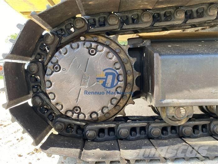 Komatsu PC 210 LC Гусеничные экскаваторы