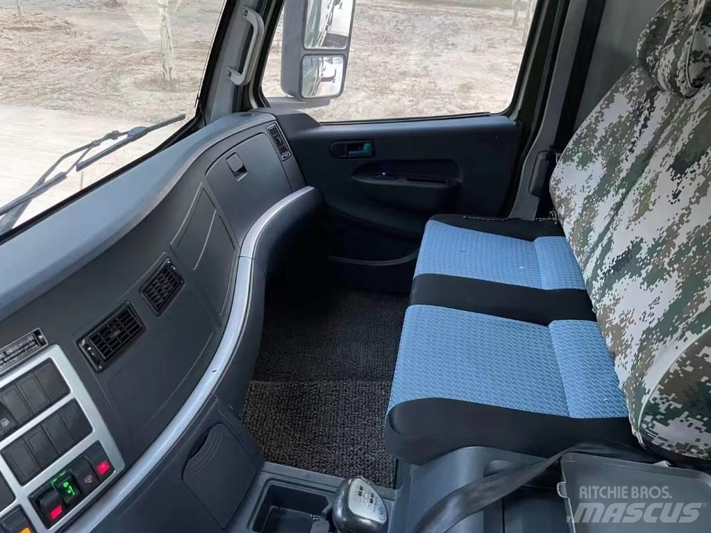 XCMG QY 25 J Монтажный кран