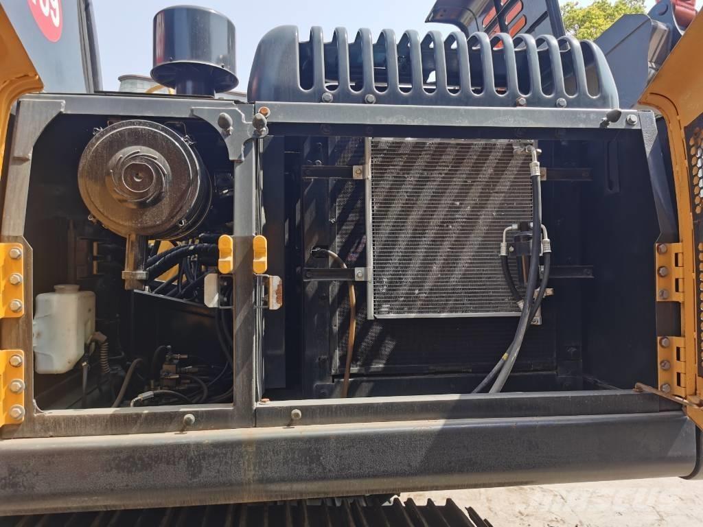 Volvo EC 220 Гусеничные экскаваторы