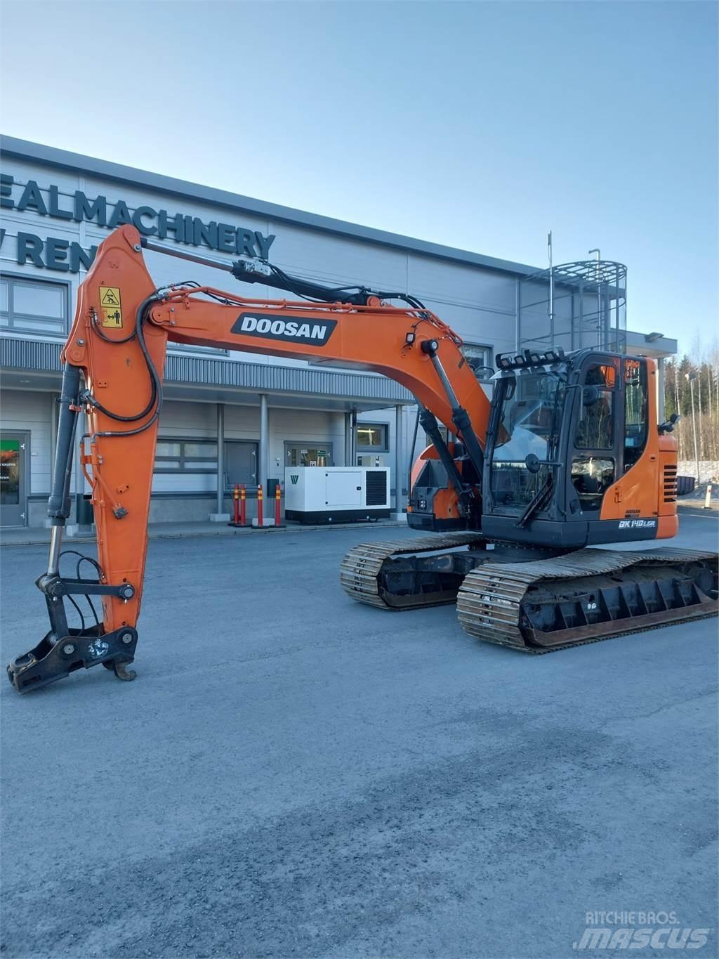Doosan DX 140LCR 7 Гусеничные экскаваторы