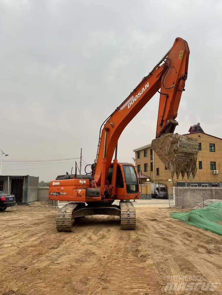 Doosan DX300LCA Гусеничные экскаваторы