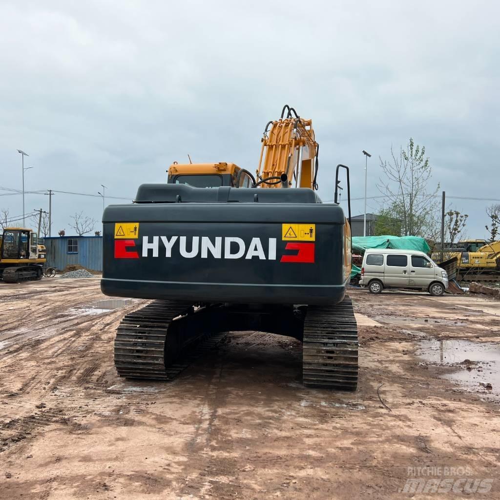 Hyundai R220LC-9 Гусеничные экскаваторы