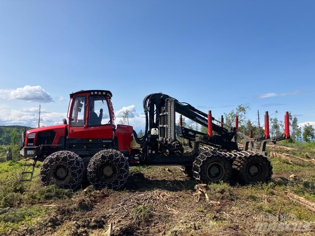 Komatsu 895 Форвардеры